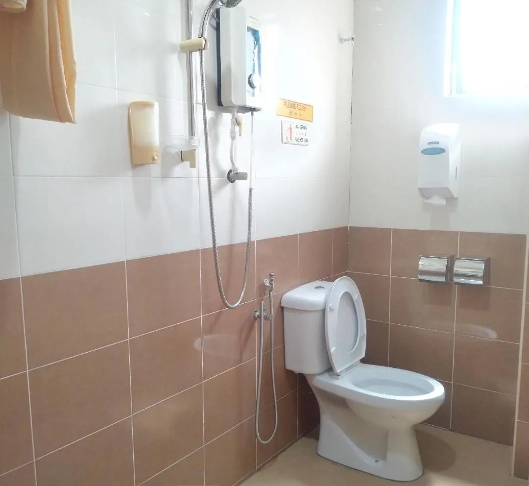 Reintree Lodge Hotel ايبوه